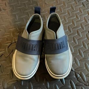 Pumas kids slip on shoes